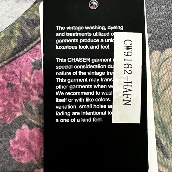 NEW CHASER Drawstring Shirred Long Sleeve Cropped Pullover Floral Top Size Small - Picture 9 of 12